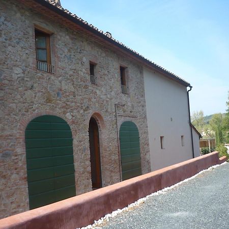 Casa Vacanze Casale al Pino Riparbella Esterno foto
