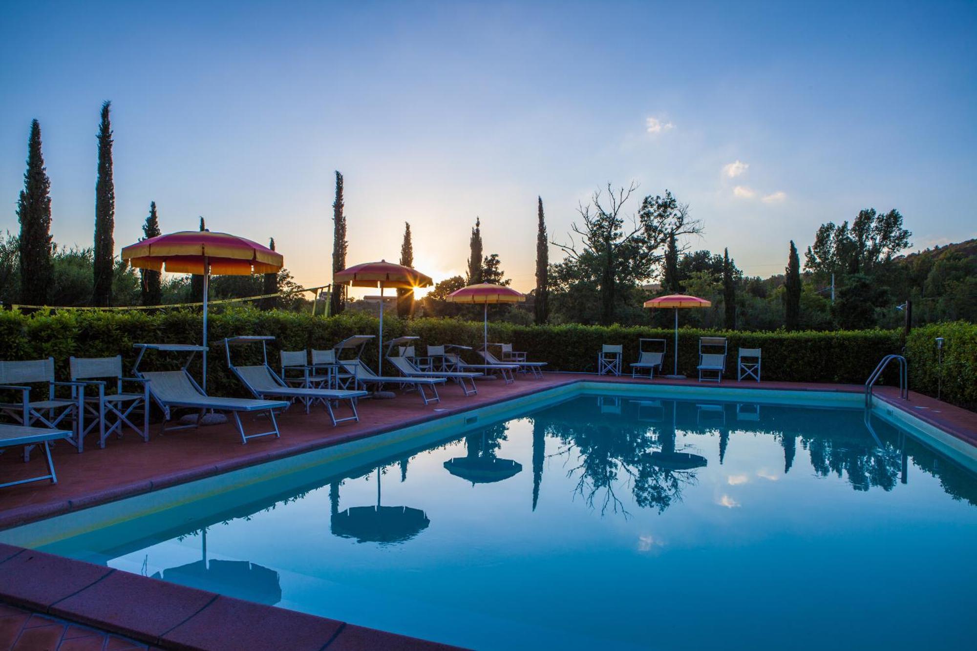 Casa Vacanze Casale al Pino Riparbella Esterno foto