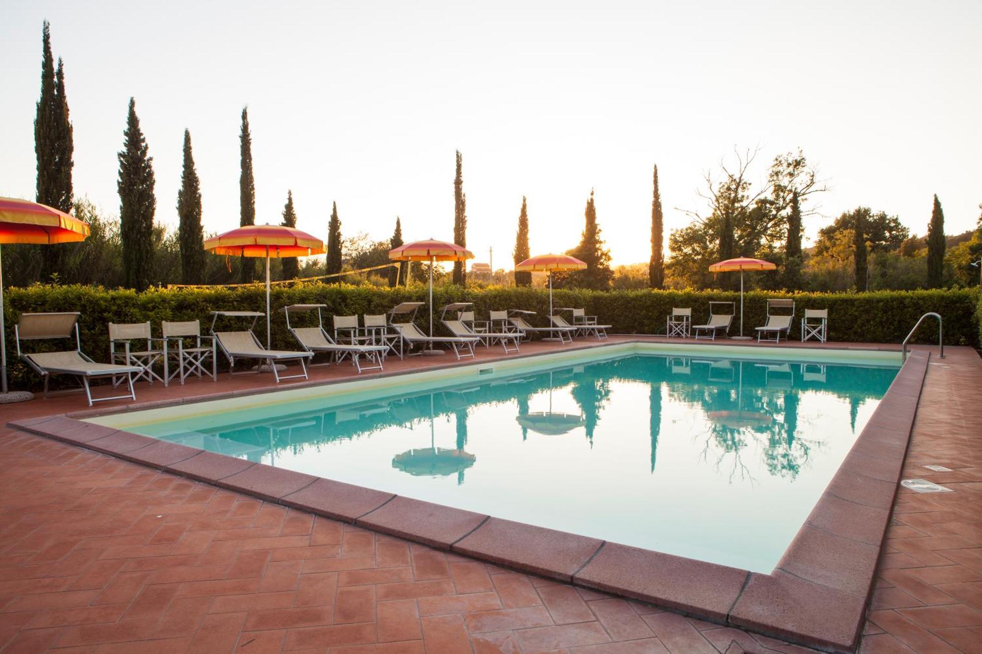 Casa Vacanze Casale al Pino Riparbella Esterno foto