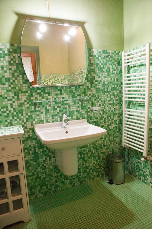 Casa Vacanze Casale al Pino Riparbella Esterno foto