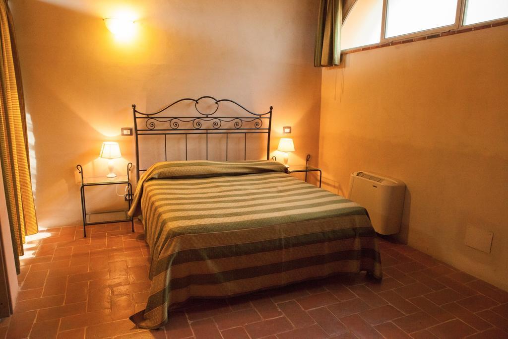 Casa Vacanze Casale al Pino Riparbella Esterno foto
