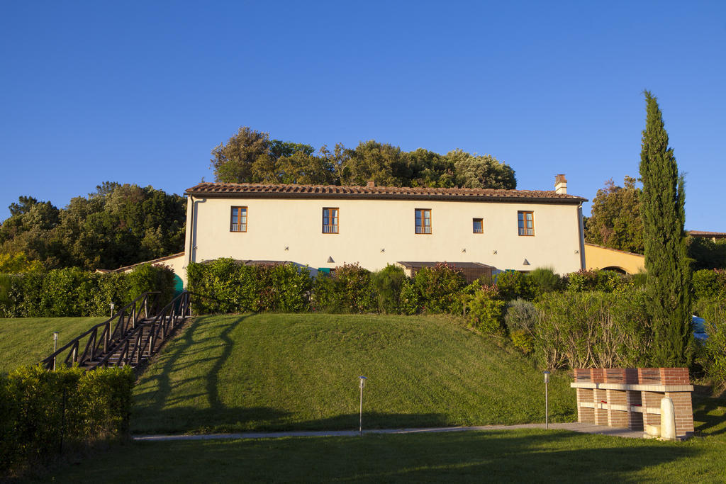 Casa Vacanze Casale al Pino Riparbella Esterno foto