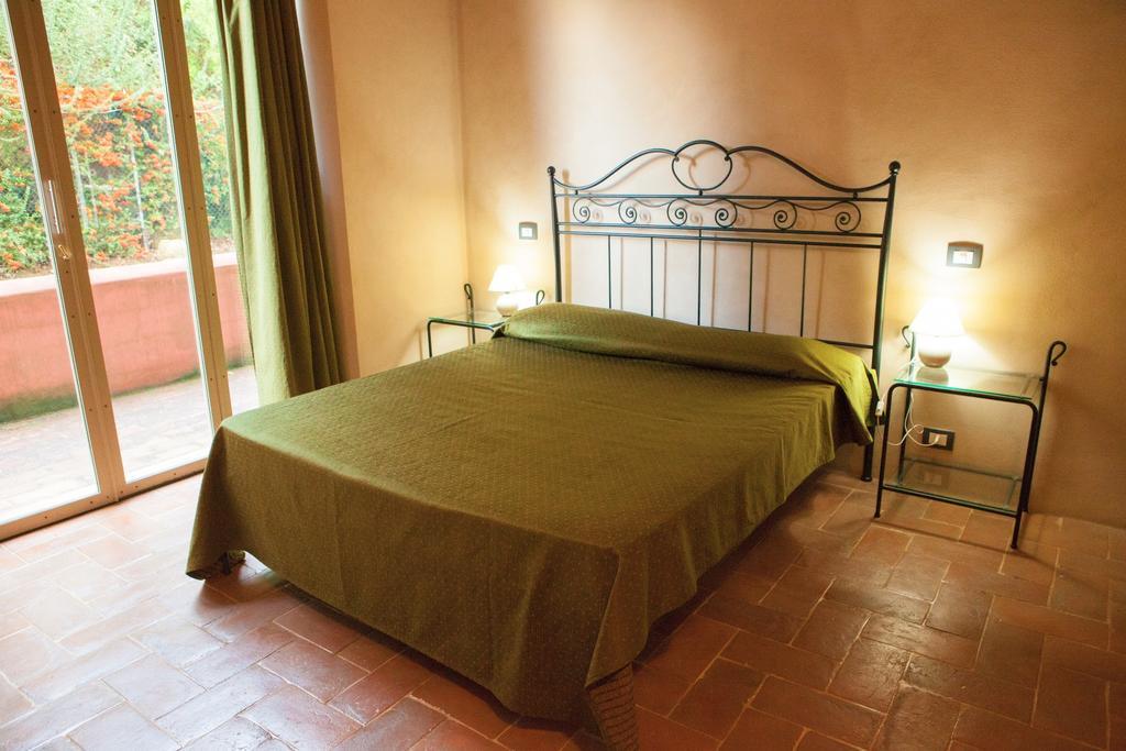 Casa Vacanze Casale al Pino Riparbella Esterno foto
