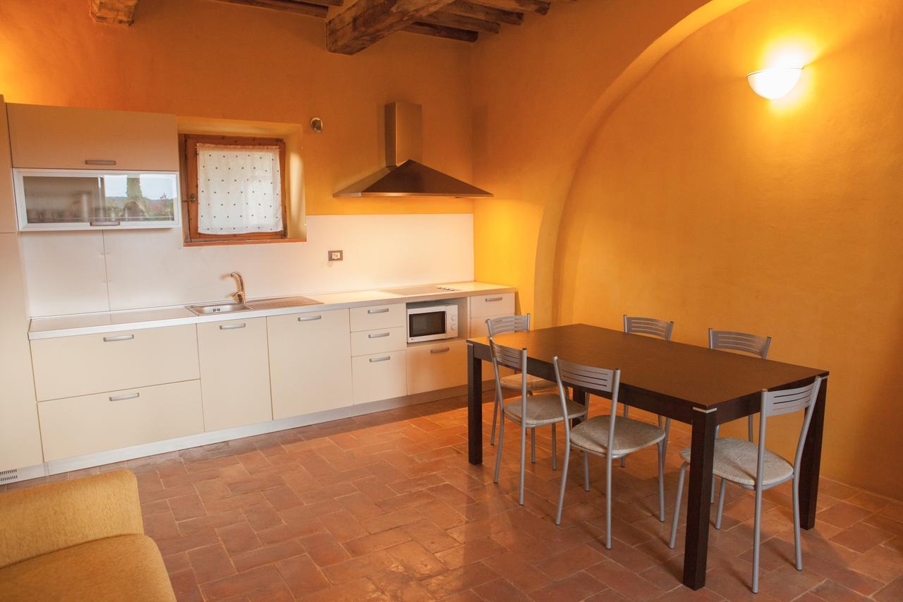 Casa Vacanze Casale al Pino Riparbella Esterno foto