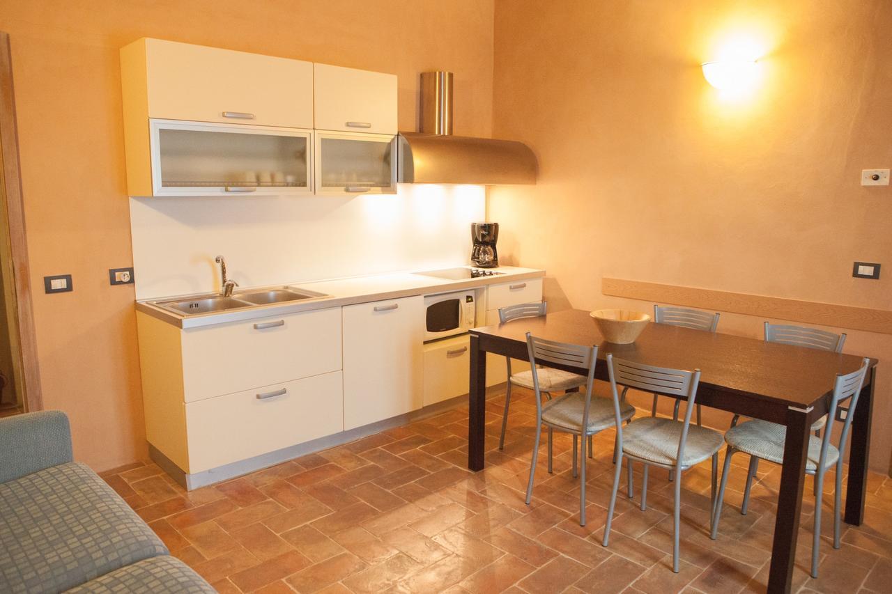Casa Vacanze Casale al Pino Riparbella Esterno foto