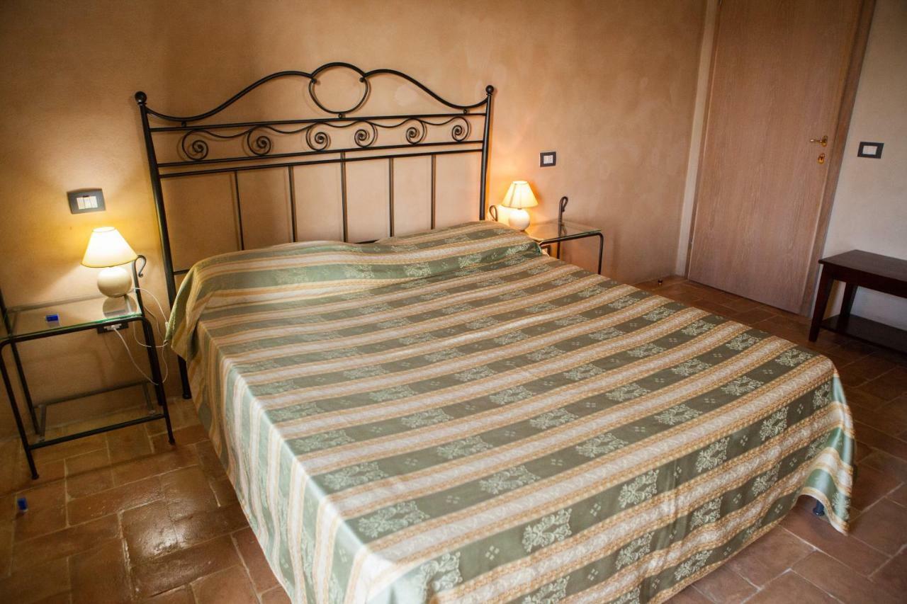 Casa Vacanze Casale al Pino Riparbella Esterno foto